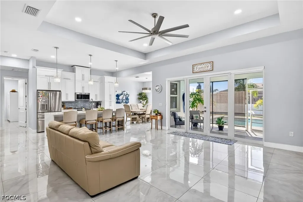 10 NW 35th Avenue Cape Coral FL 33993
