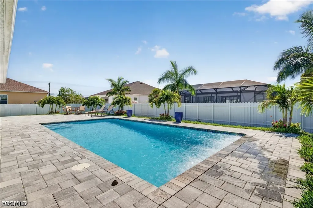 10 NW 35th Avenue Cape Coral FL 33993