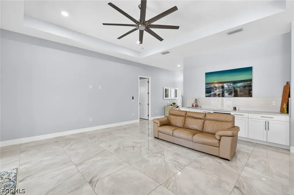 10 NW 35th Avenue Cape Coral FL 33993