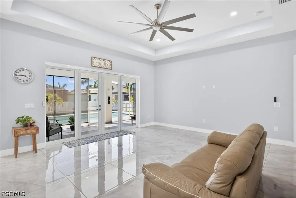 10 NW 35th Avenue Cape Coral FL 33993