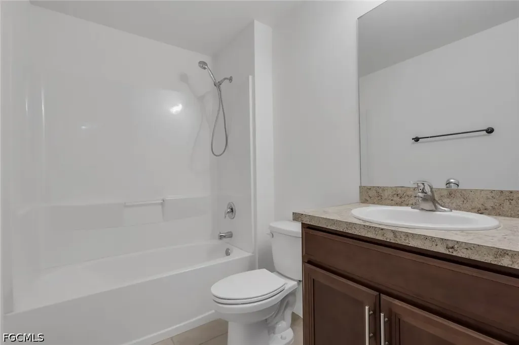 414 NW 13th Terrace Cape Coral FL 33993