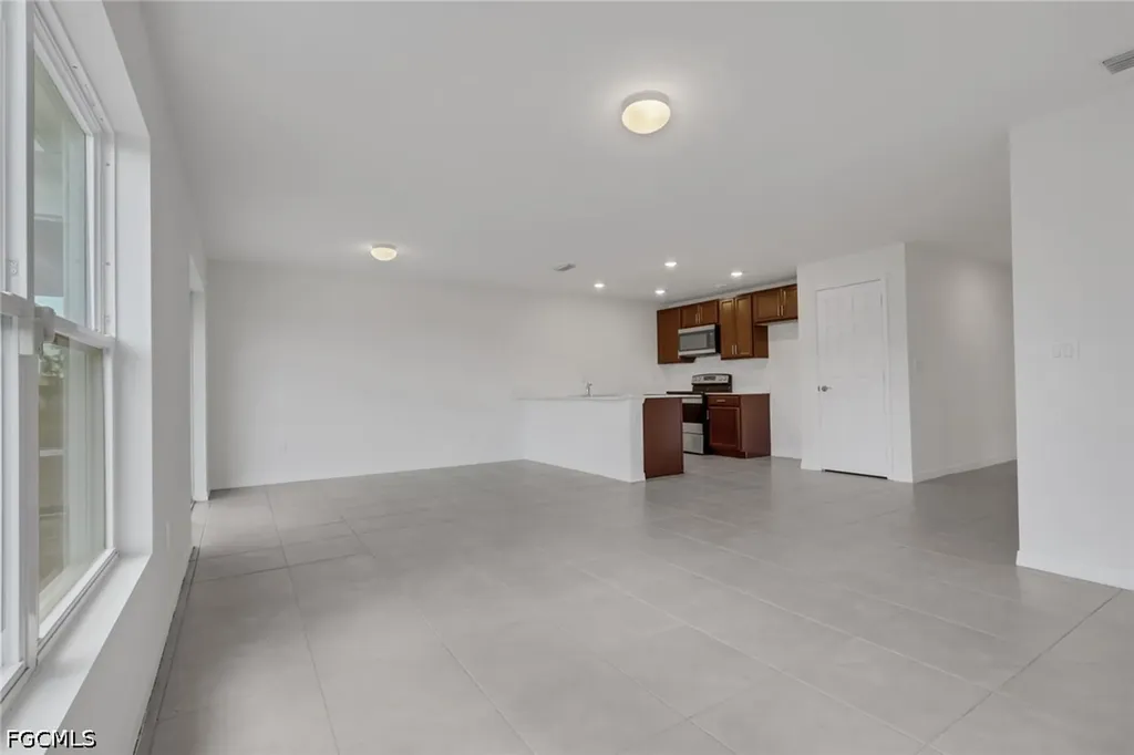414 NW 13th Terrace Cape Coral FL 33993