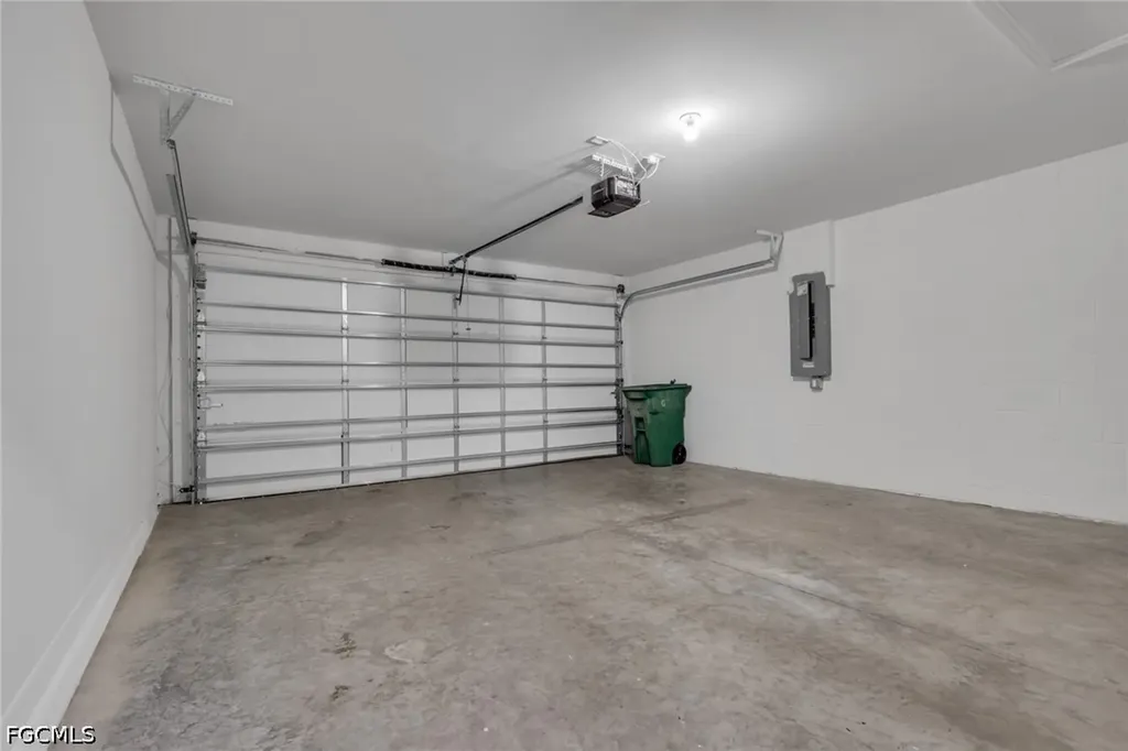 414 NW 13th Terrace Cape Coral FL 33993