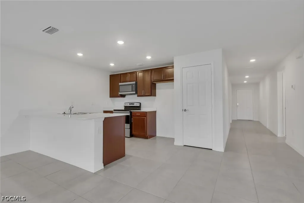 414 NW 13th Terrace Cape Coral FL 33993