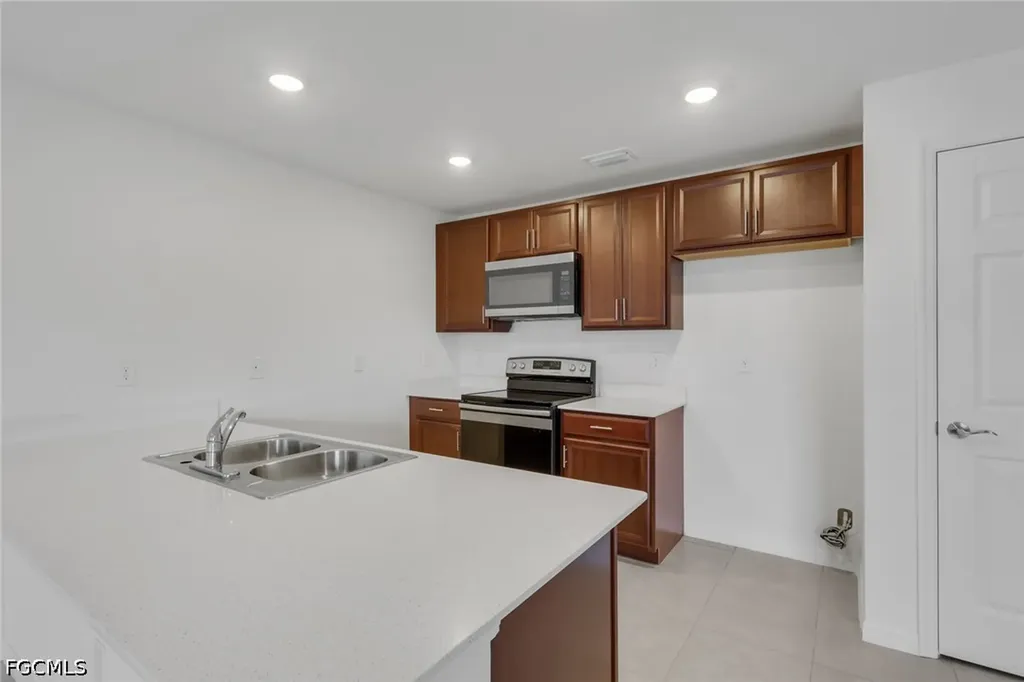414 NW 13th Terrace Cape Coral FL 33993