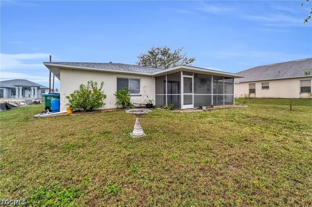 14 SW 33rd Avenue Cape Coral FL 33991
