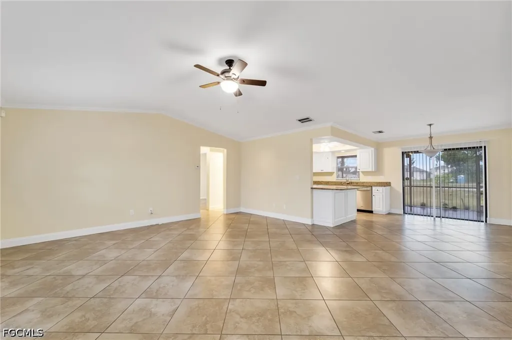 14 SW 33rd Avenue Cape Coral FL 33991