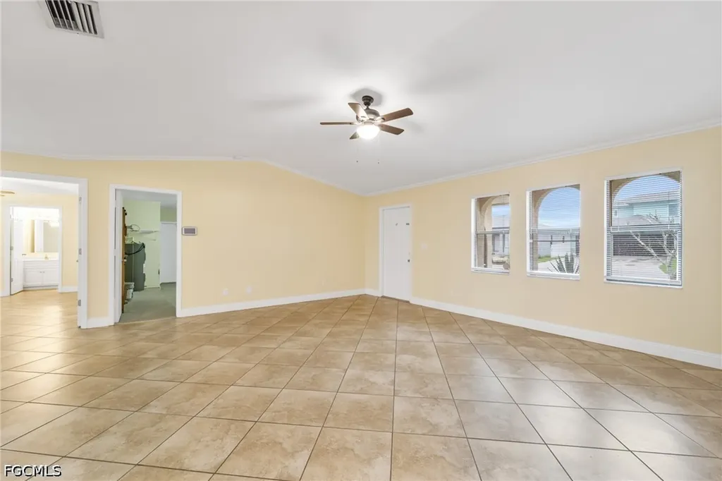 14 SW 33rd Avenue Cape Coral FL 33991