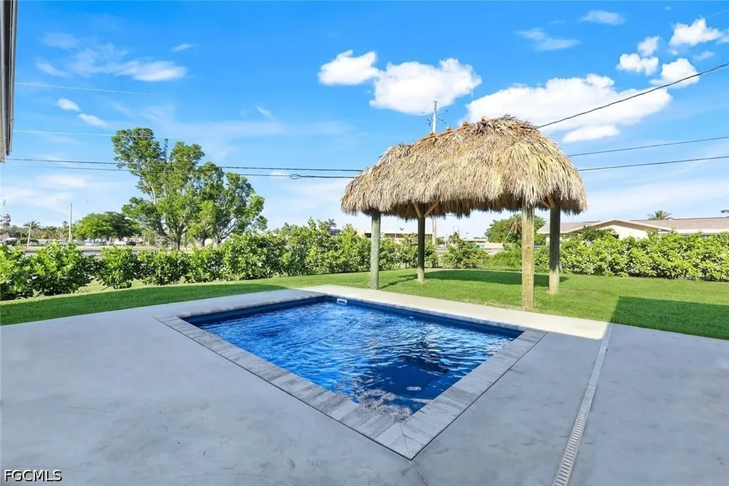 4903 Edith Esplanade Cape Coral FL 33904