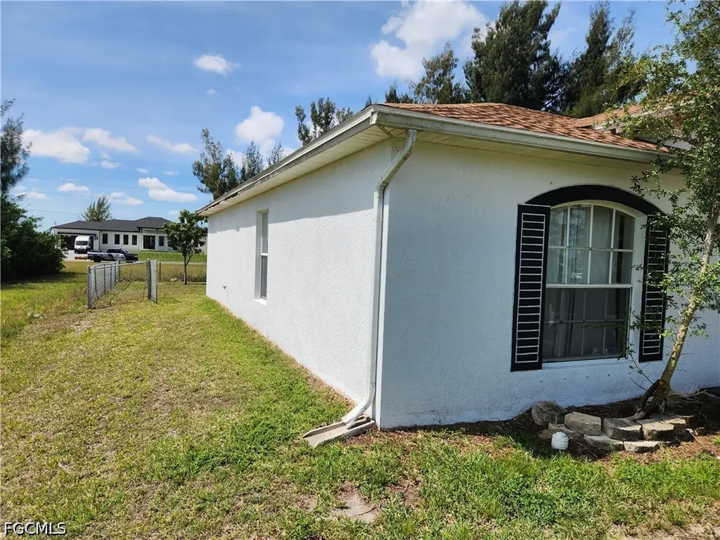 2508 NW 12th Street Cape Coral FL 33993