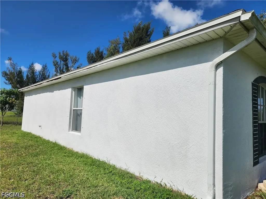 2508 NW 12th Street Cape Coral FL 33993