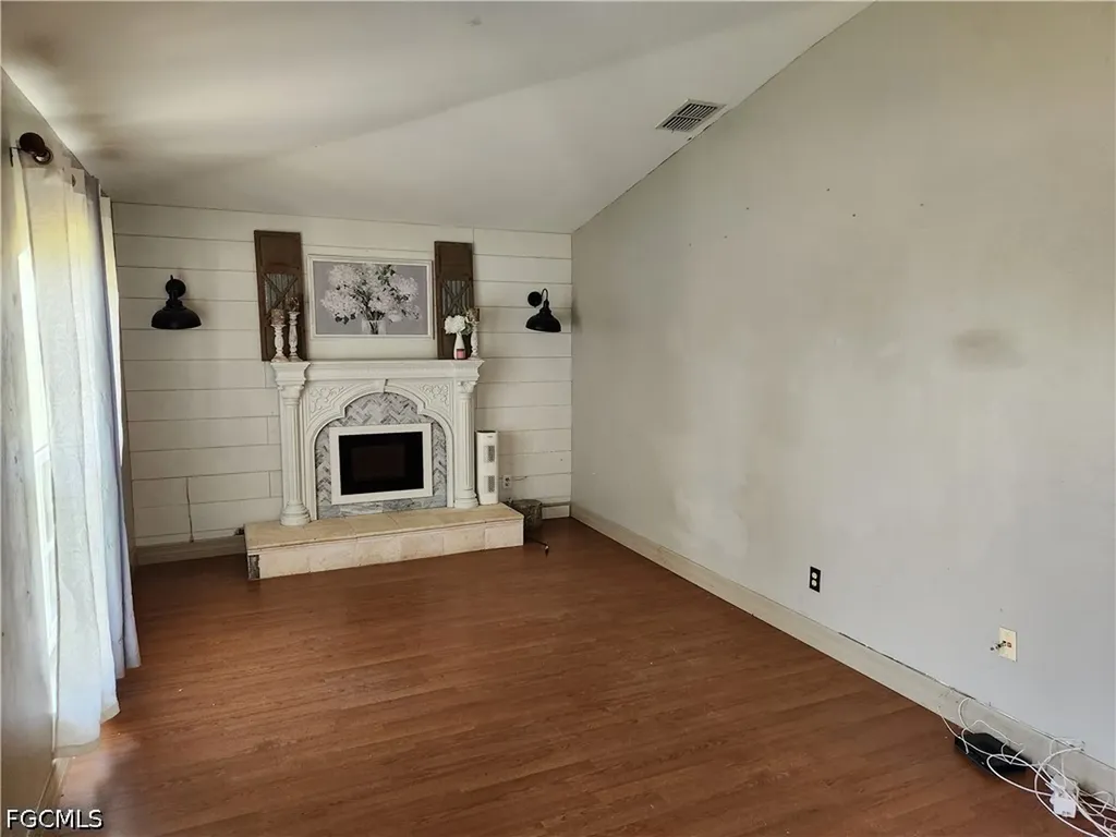 2508 NW 12th Street Cape Coral FL 33993