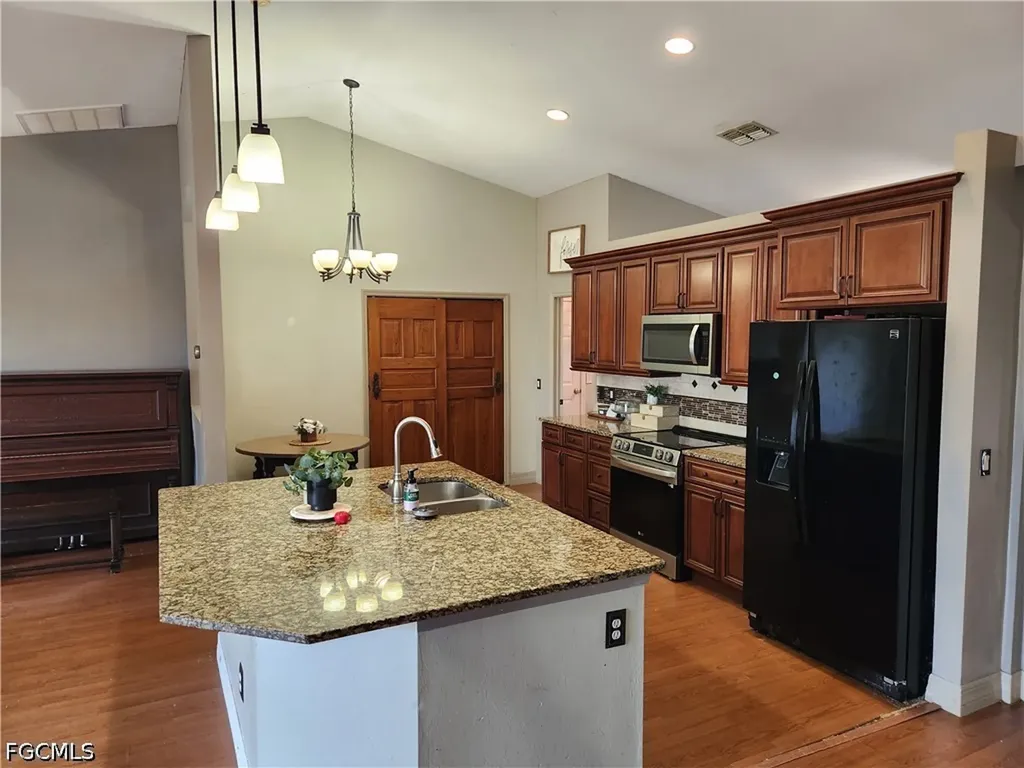 2508 NW 12th Street Cape Coral FL 33993