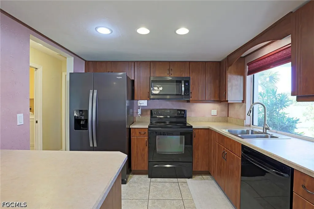 4608 SW 13th Avenue Cape Coral FL 33914