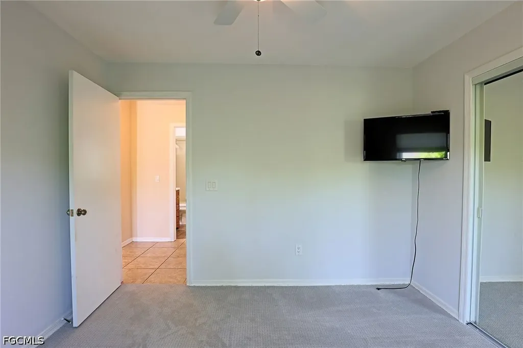 4608 SW 13th Avenue Cape Coral FL 33914