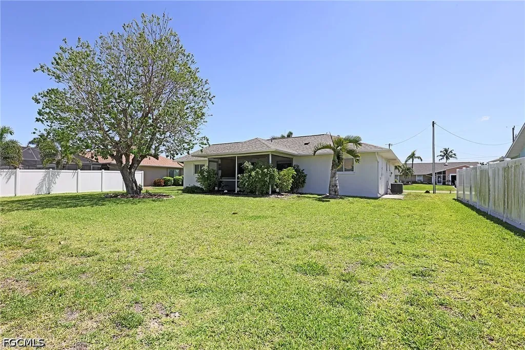 4608 SW 13th Avenue Cape Coral FL 33914