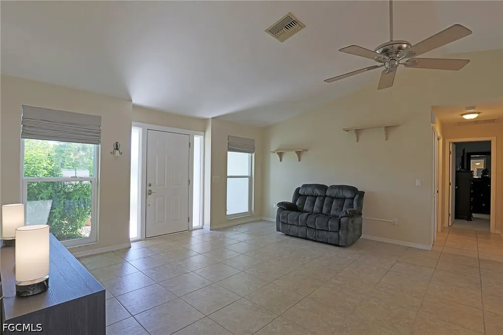 4608 SW 13th Avenue Cape Coral FL 33914