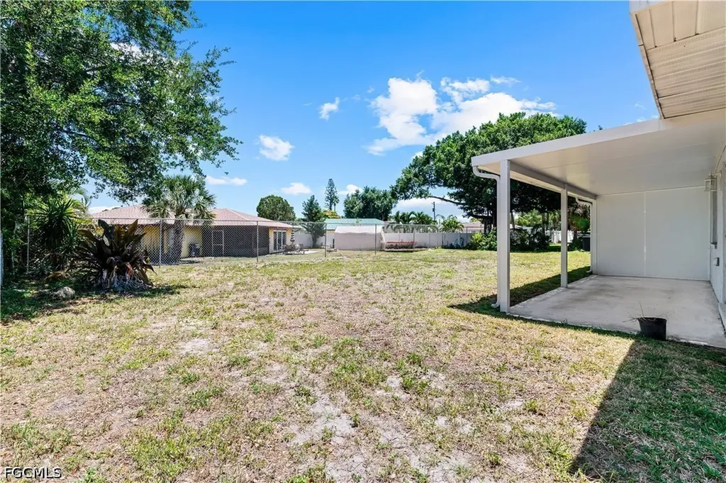 215-217 SE 24th Avenue Cape Coral FL 33990