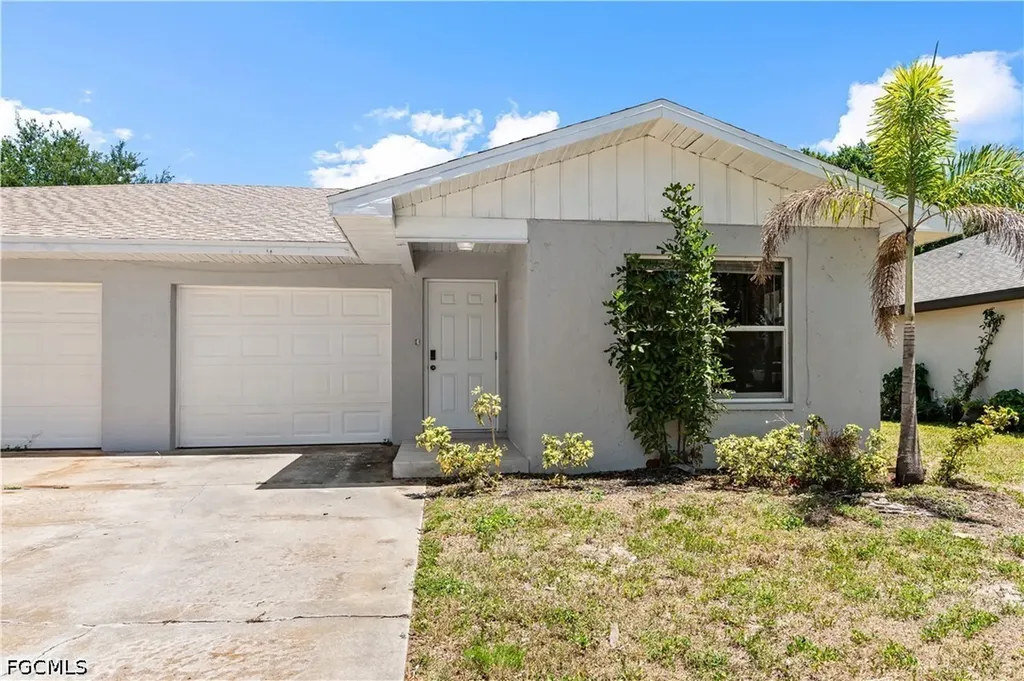 215-217 SE 24th Avenue Cape Coral FL 33990