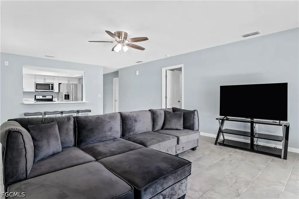 215-217 SE 24th Avenue Cape Coral FL 33990