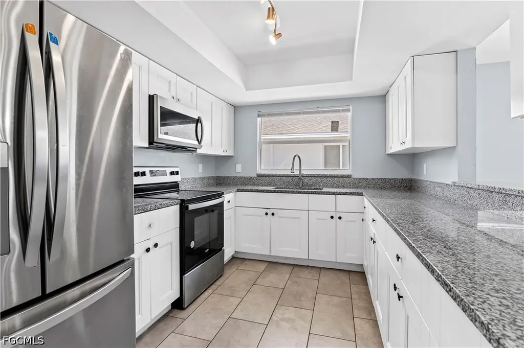 215-217 SE 24th Avenue Cape Coral FL 33990
