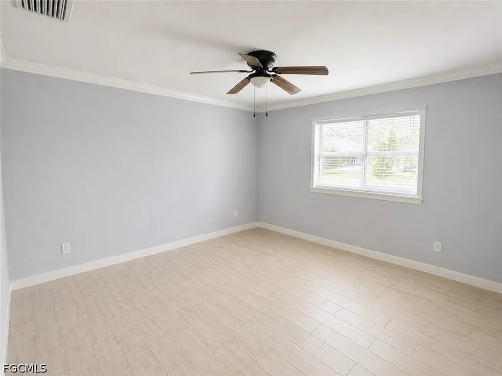 2079 E Tobago Circle Fort Myers FL 33905