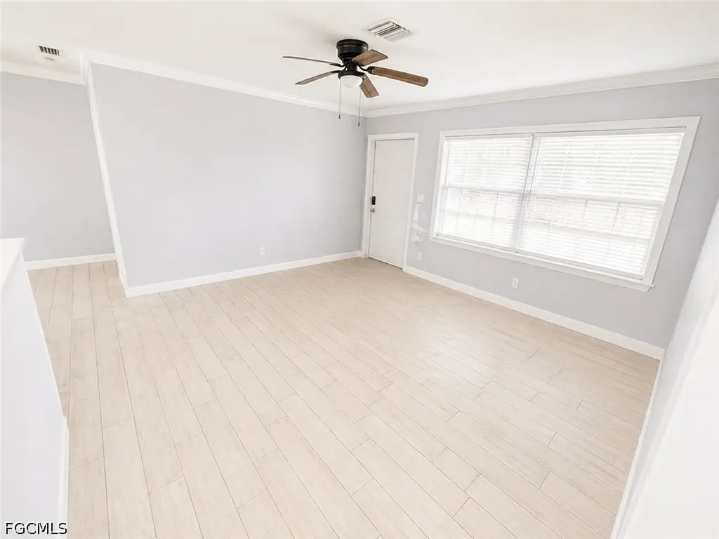 2079 E Tobago Circle Fort Myers FL 33905