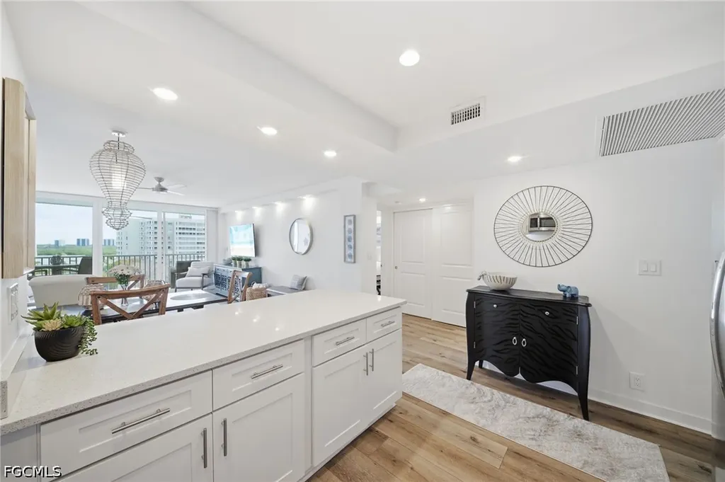 5 Bluebill Avenue Naples FL 34108
