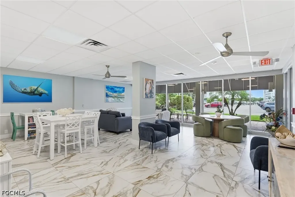 5 Bluebill Avenue Naples FL 34108