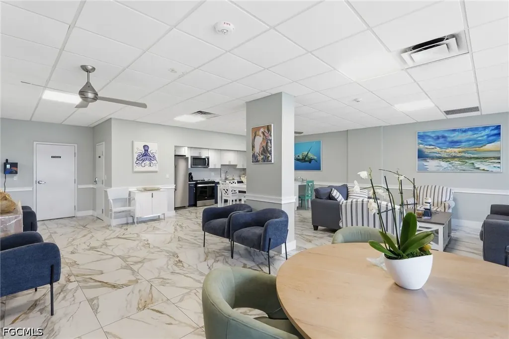 5 Bluebill Avenue Naples FL 34108