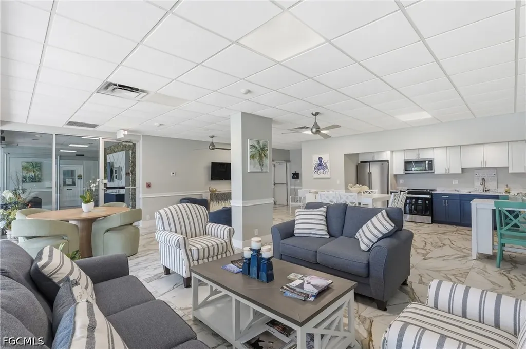 5 Bluebill Avenue Naples FL 34108