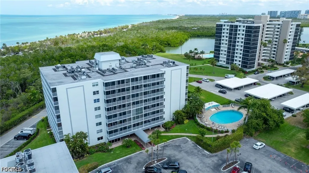 5 Bluebill Avenue Naples FL 34108