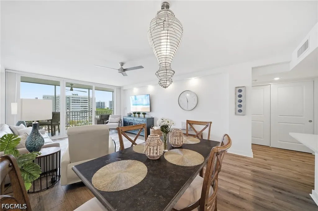 5 Bluebill Avenue Naples FL 34108