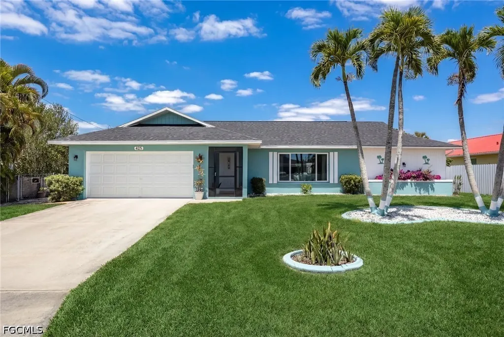 425 SW 43rd Lane Cape Coral FL 33914