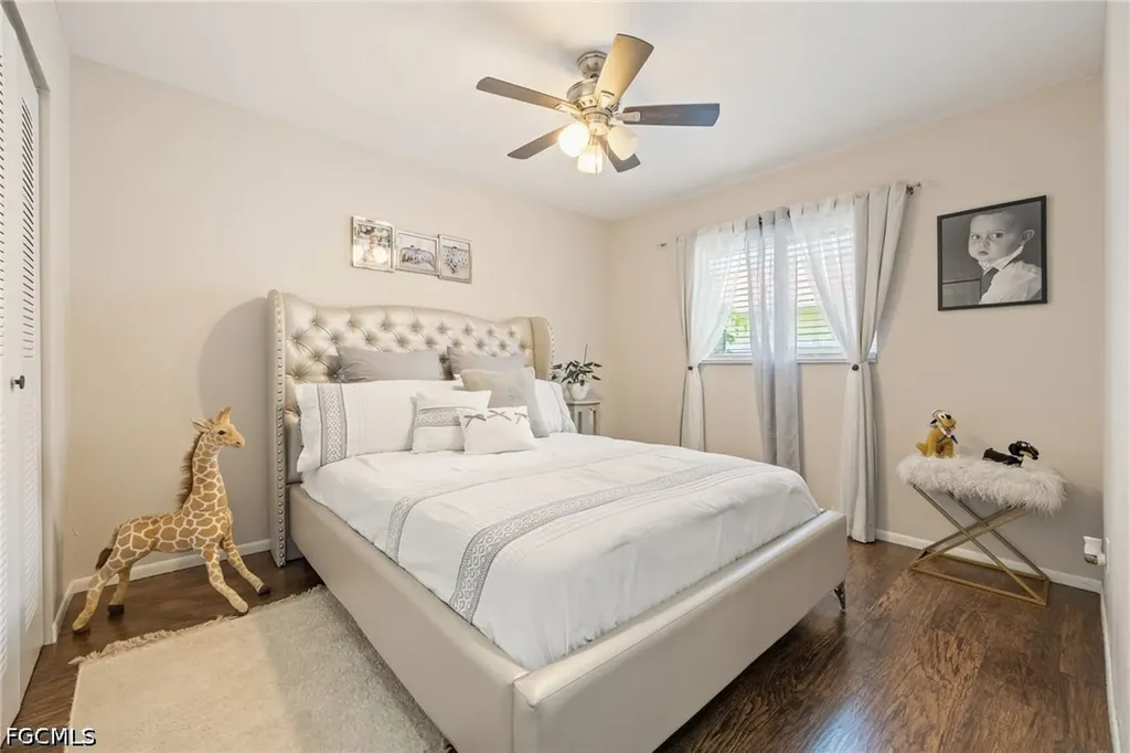 425 SW 43rd Lane Cape Coral FL 33914