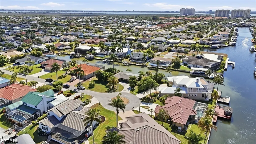 1230 SW 53rd Terrace Cape Coral FL 33914