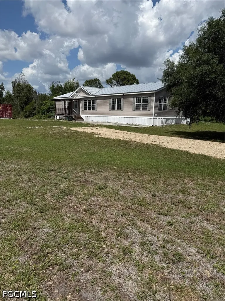 1660 Evans Road Labelle FL 33935
