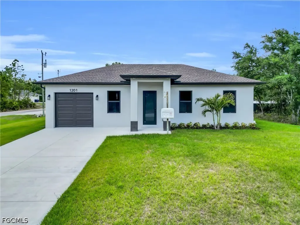 1201 E 7th Street Lehigh Acres FL 33972