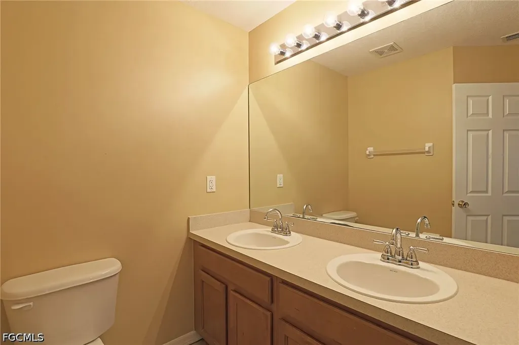 8029 Casa Palermo Circle Fort Myers FL 33966