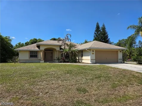 3200 E 6th Street Lehigh Acres FL 33972