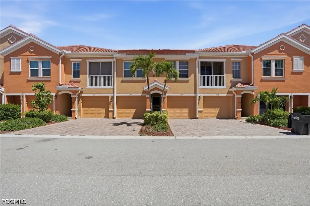 1794 Concordia Lake Circle Cape Coral FL 33909