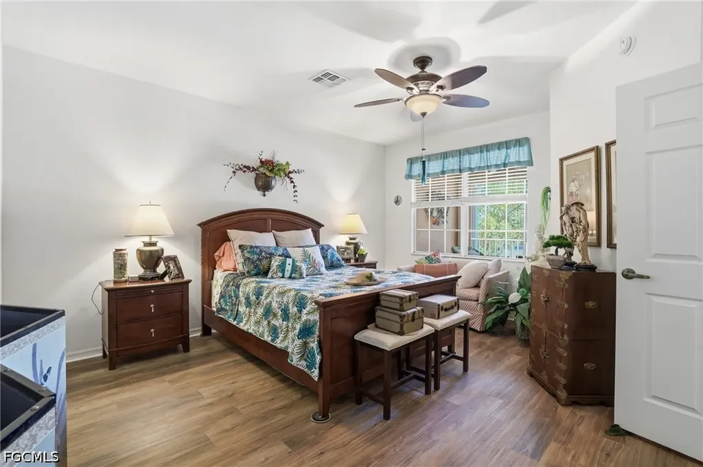 1794 Concordia Lake Circle Cape Coral FL 33909