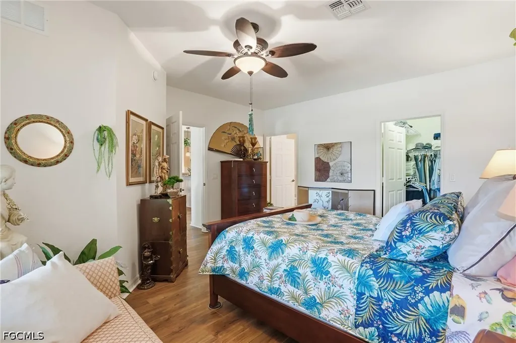 1794 Concordia Lake Circle Cape Coral FL 33909
