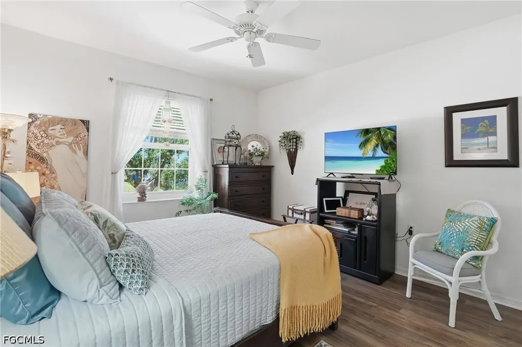 1794 Concordia Lake Circle Cape Coral FL 33909