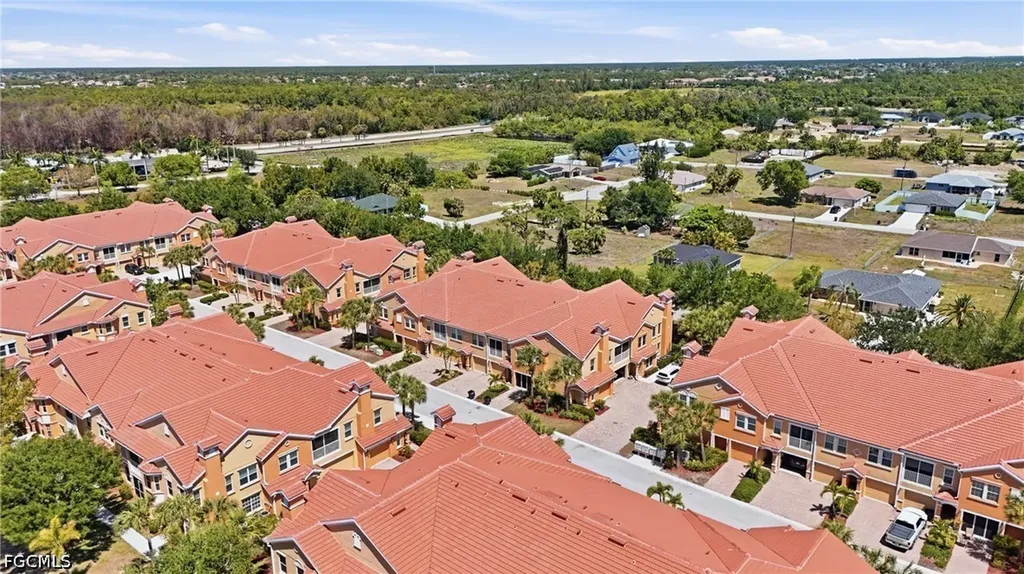 1794 Concordia Lake Circle Cape Coral FL 33909