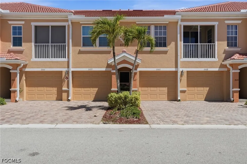 1794 Concordia Lake Circle Cape Coral FL 33909