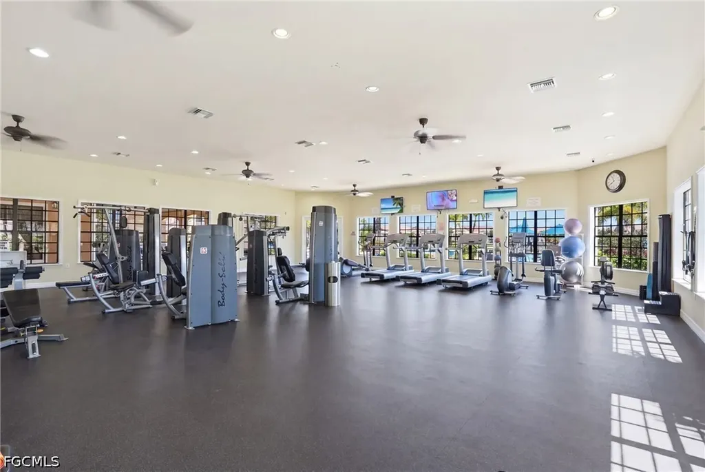 1794 Concordia Lake Circle Cape Coral FL 33909
