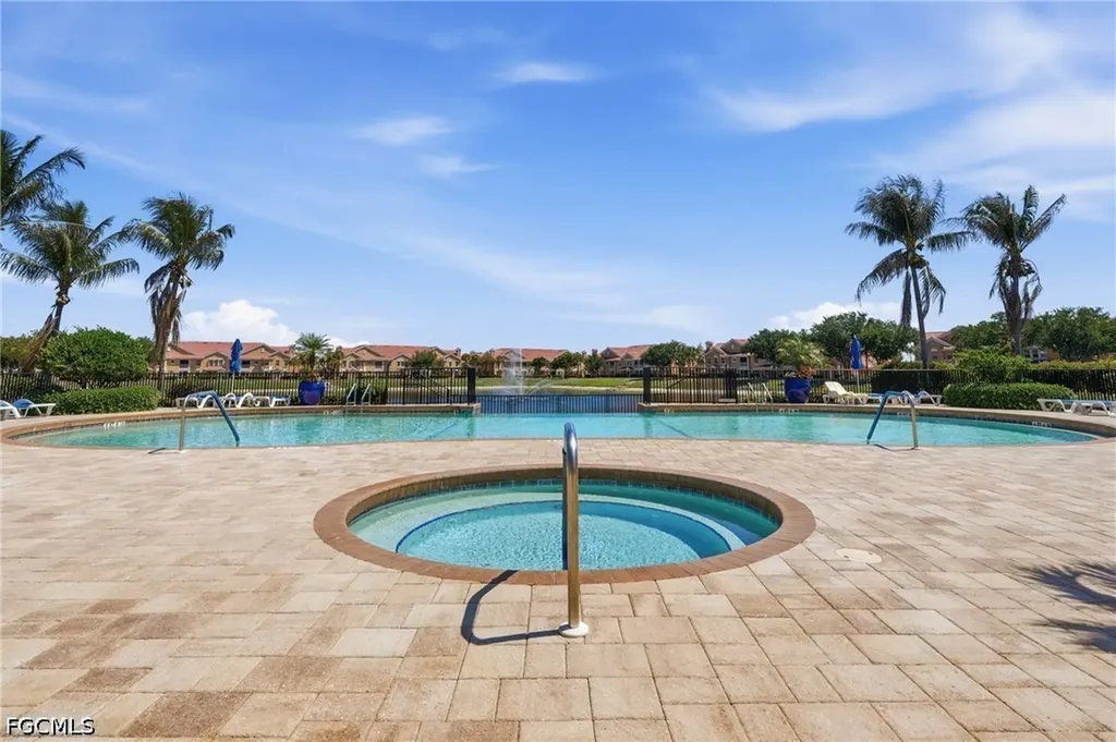 1794 Concordia Lake Circle Cape Coral FL 33909