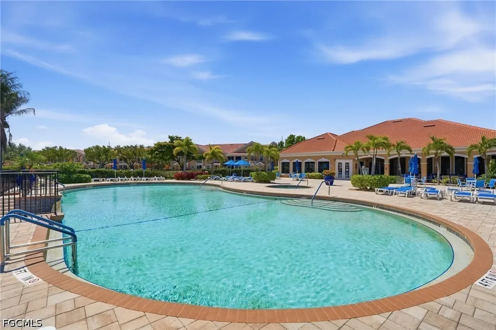 1794 Concordia Lake Circle Cape Coral FL 33909