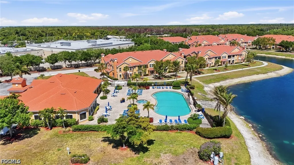 1794 Concordia Lake Circle Cape Coral FL 33909
